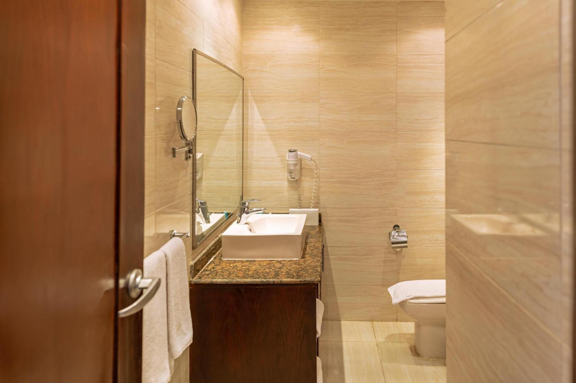 Two-Bedroom Apartment Pool View,1722914374:JPEG
