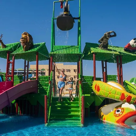Sunny Days Mirette Family Resort-3